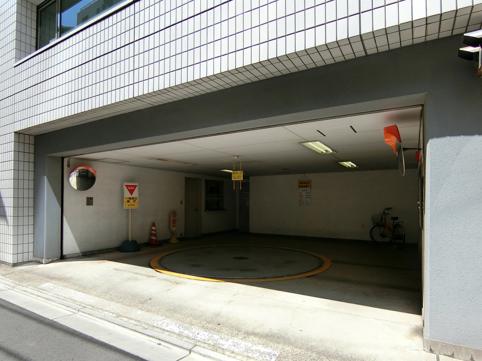 駐車場