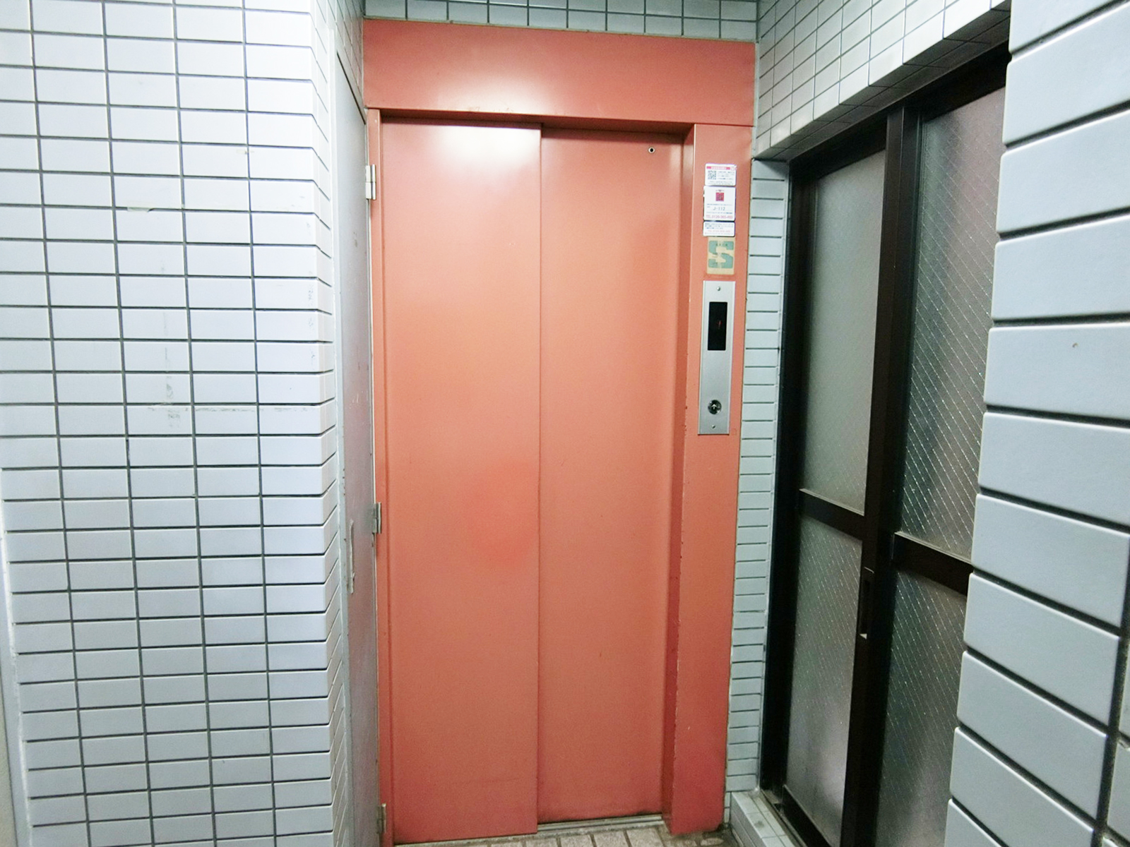 エレベーター