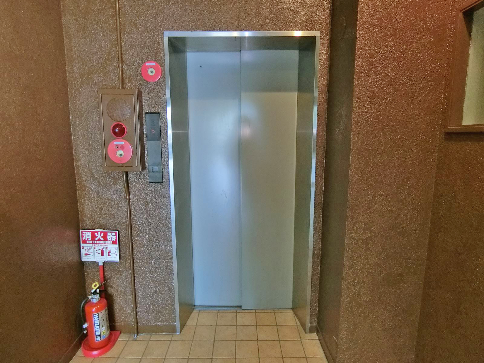 エレベーター