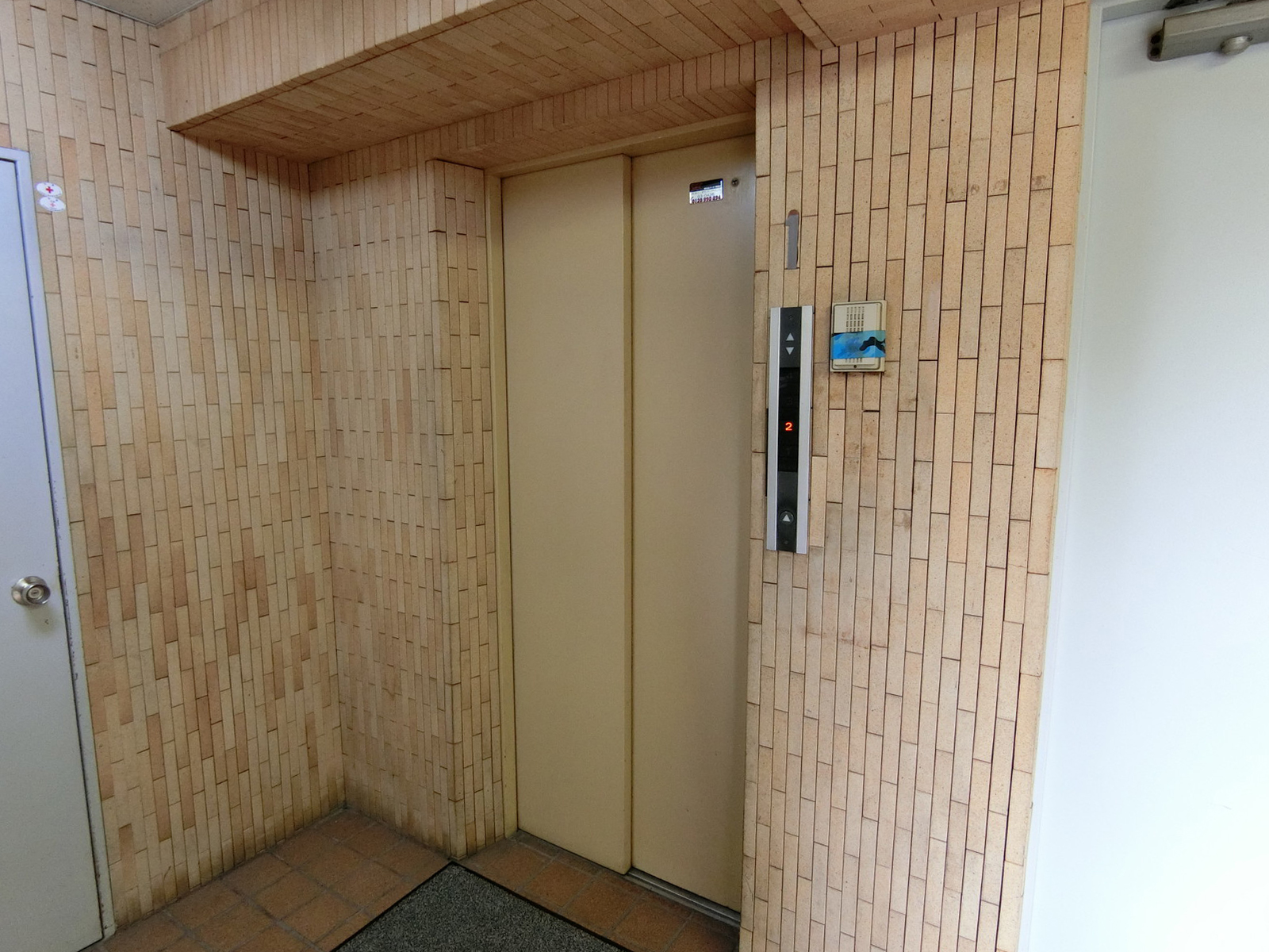 エレベーター