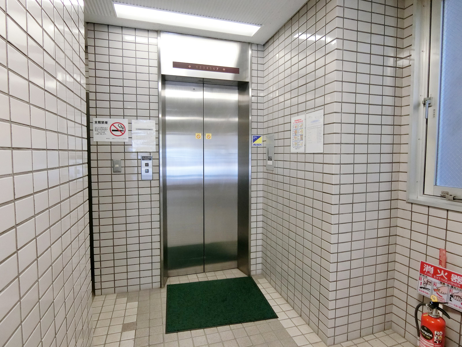 エレベーター