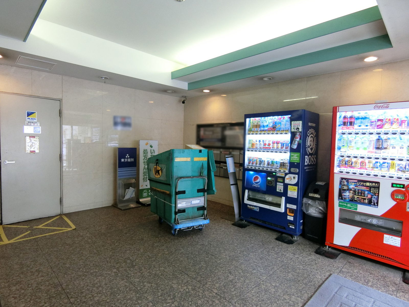 エントランス