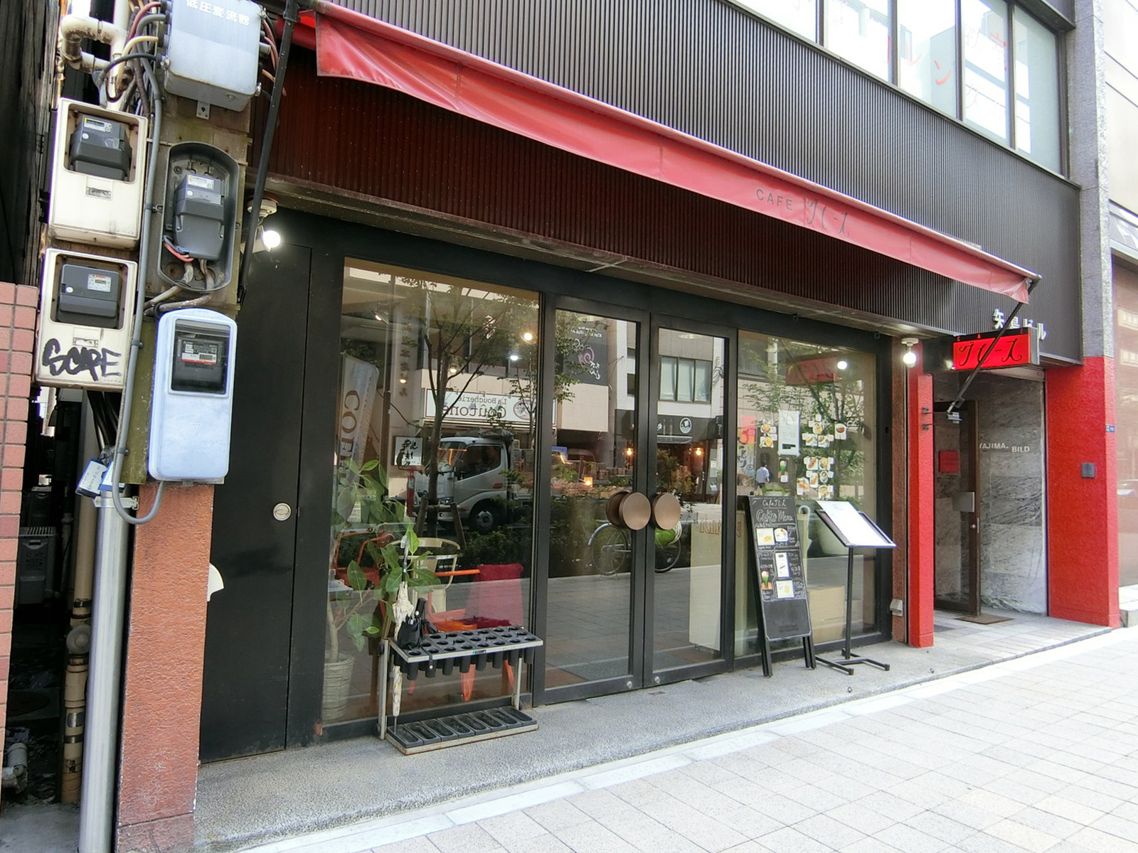 1階の喫茶店