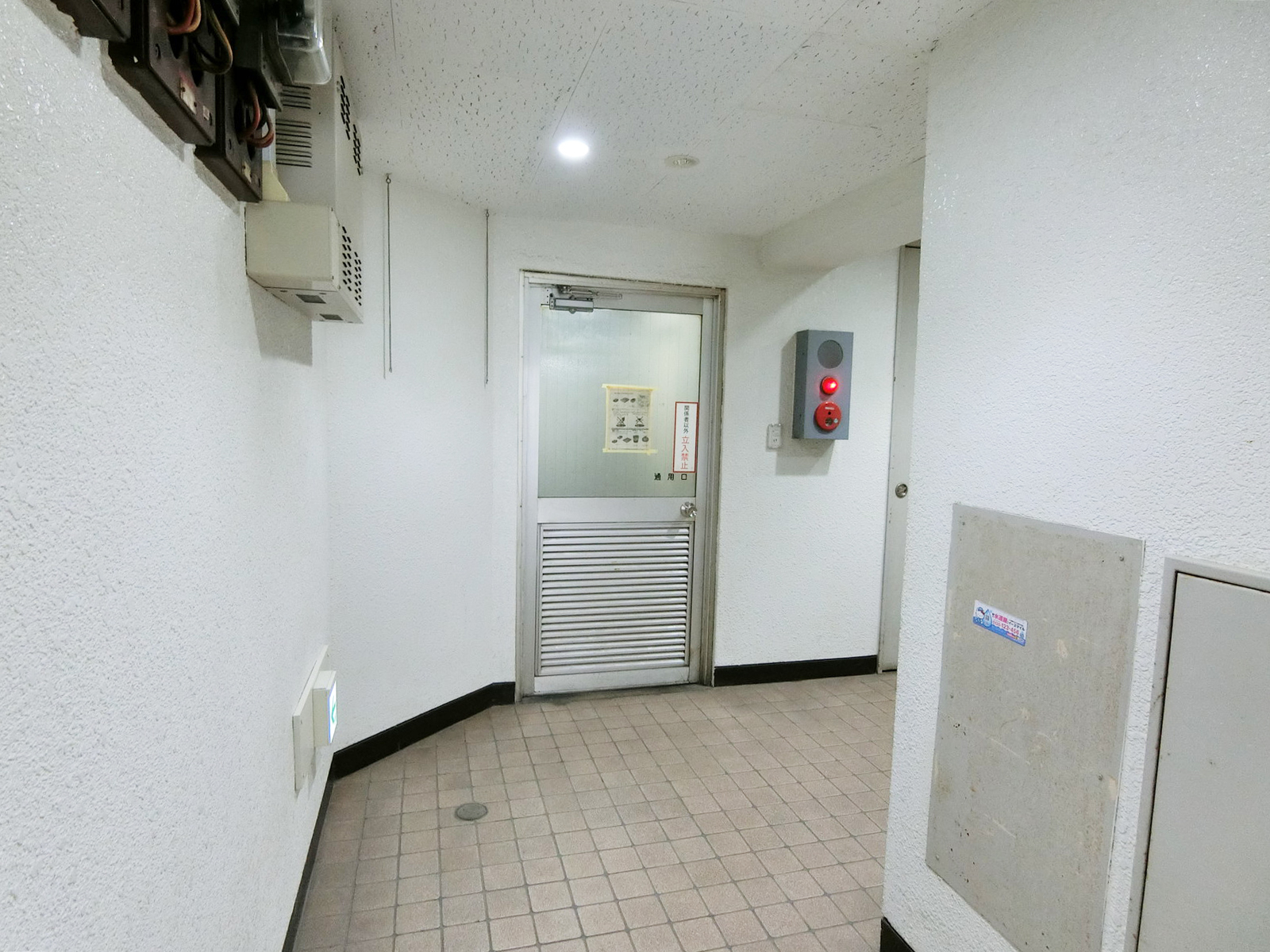 共用部の通路