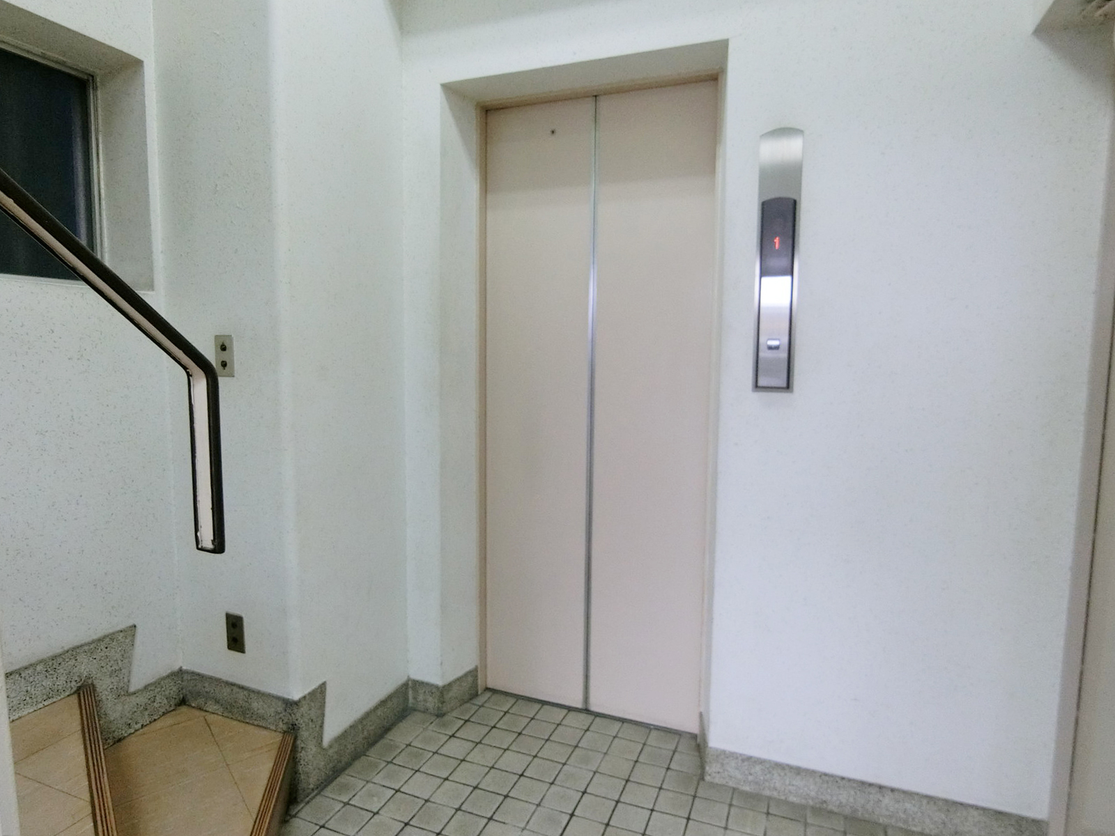エレベーター