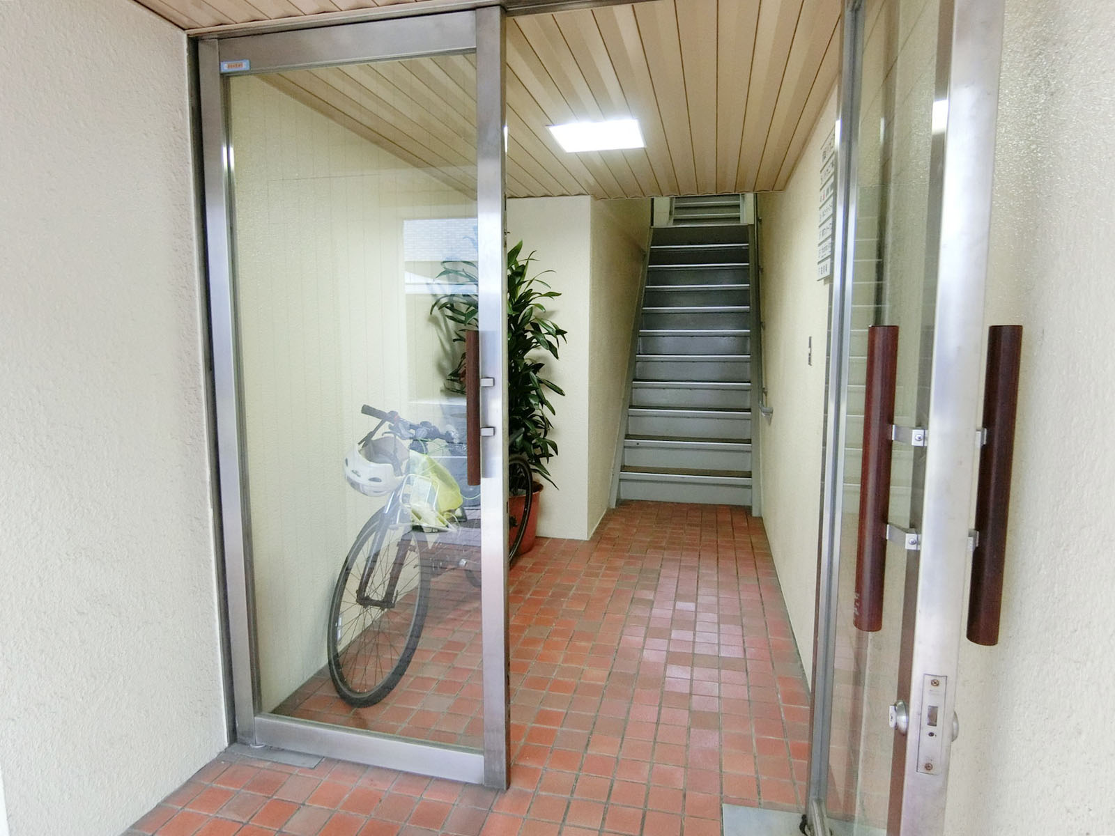 エントランス