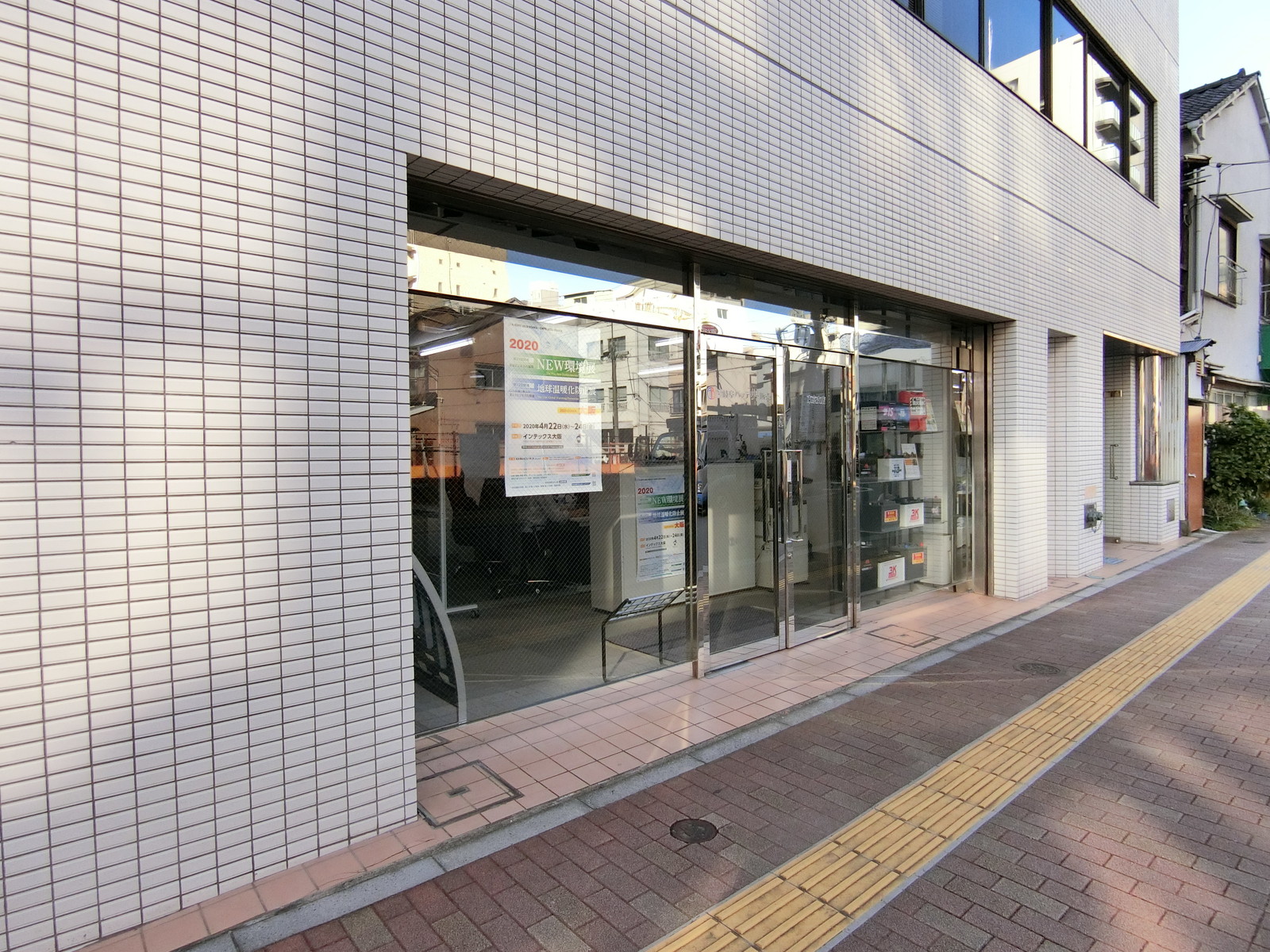1階テナントの様子
