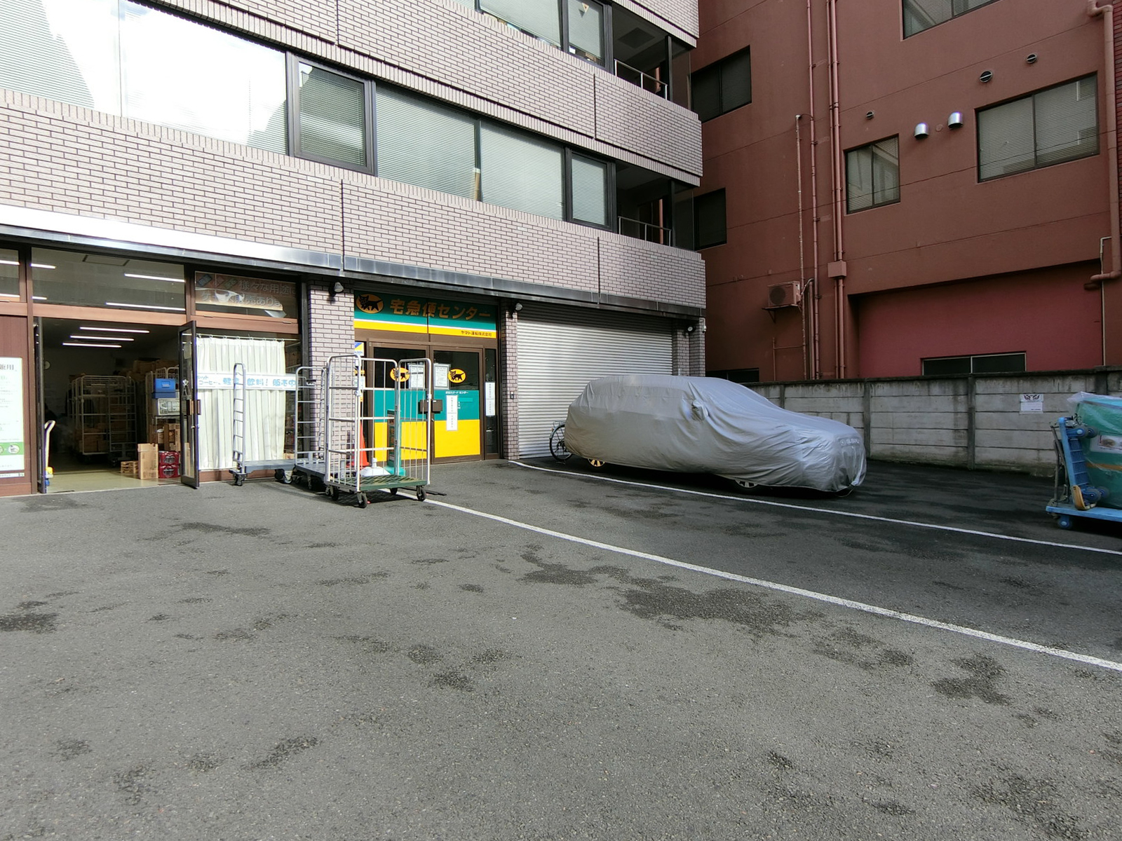 駐車スペース