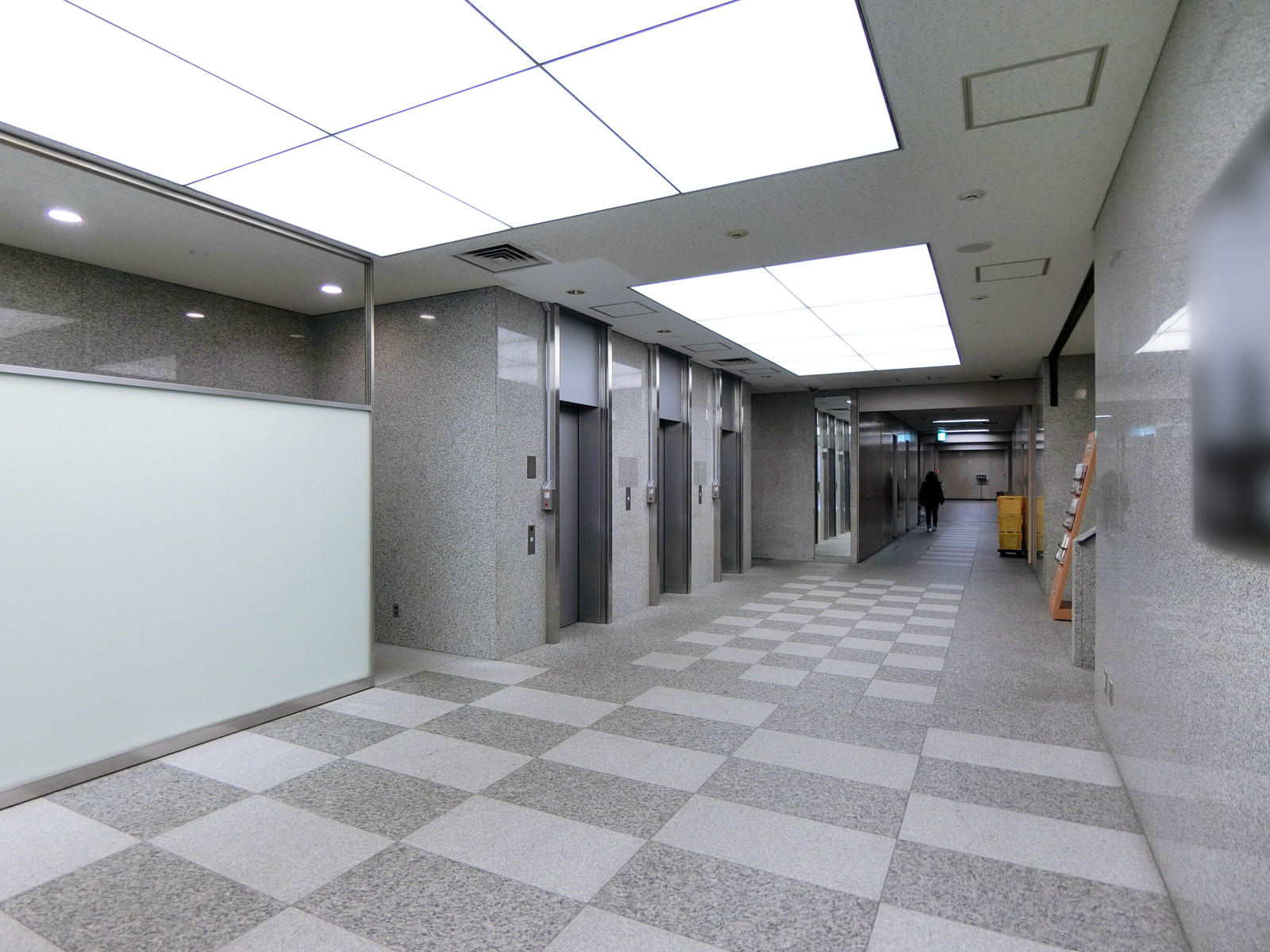 エントランスホール