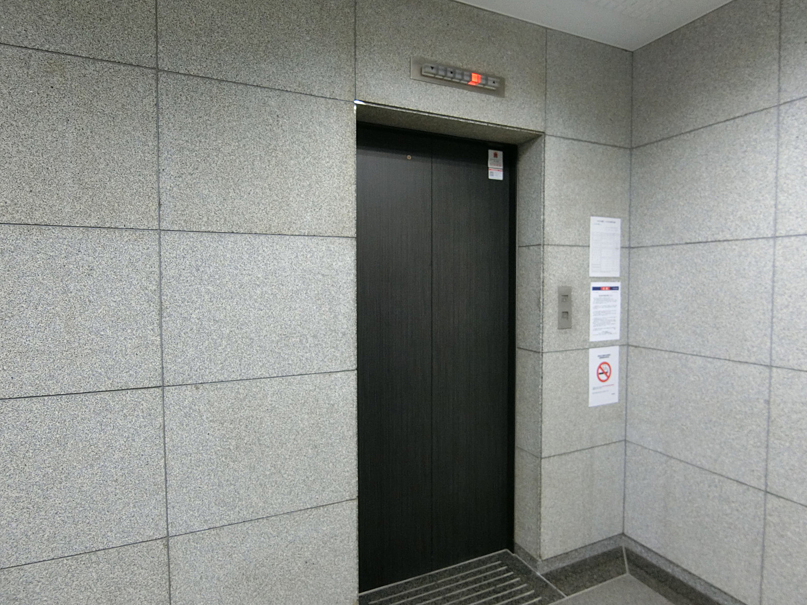 エレベーター