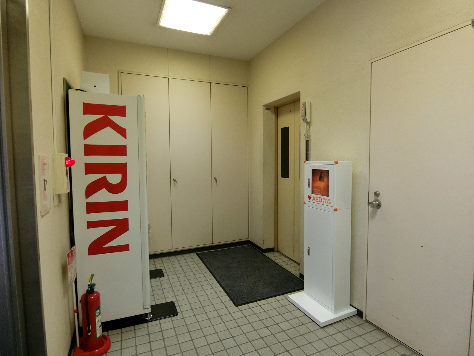 エントランスホール