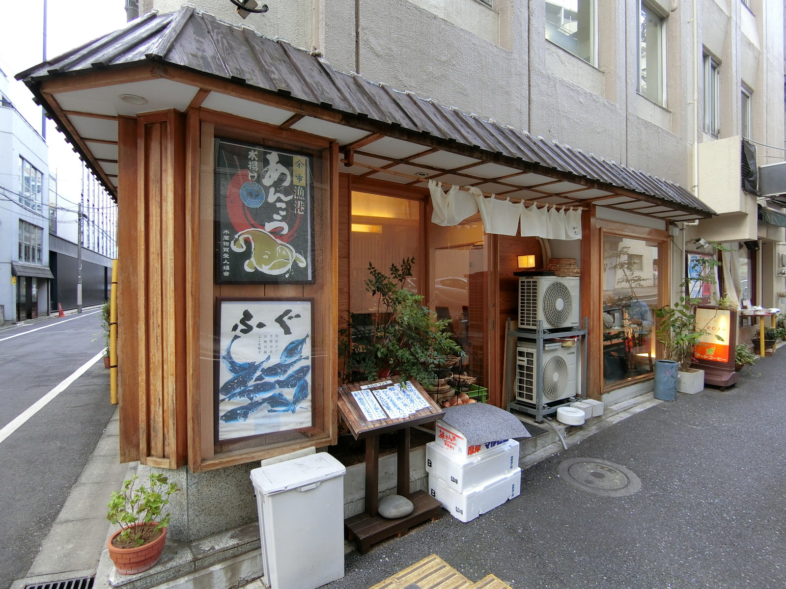 1階の飲食店