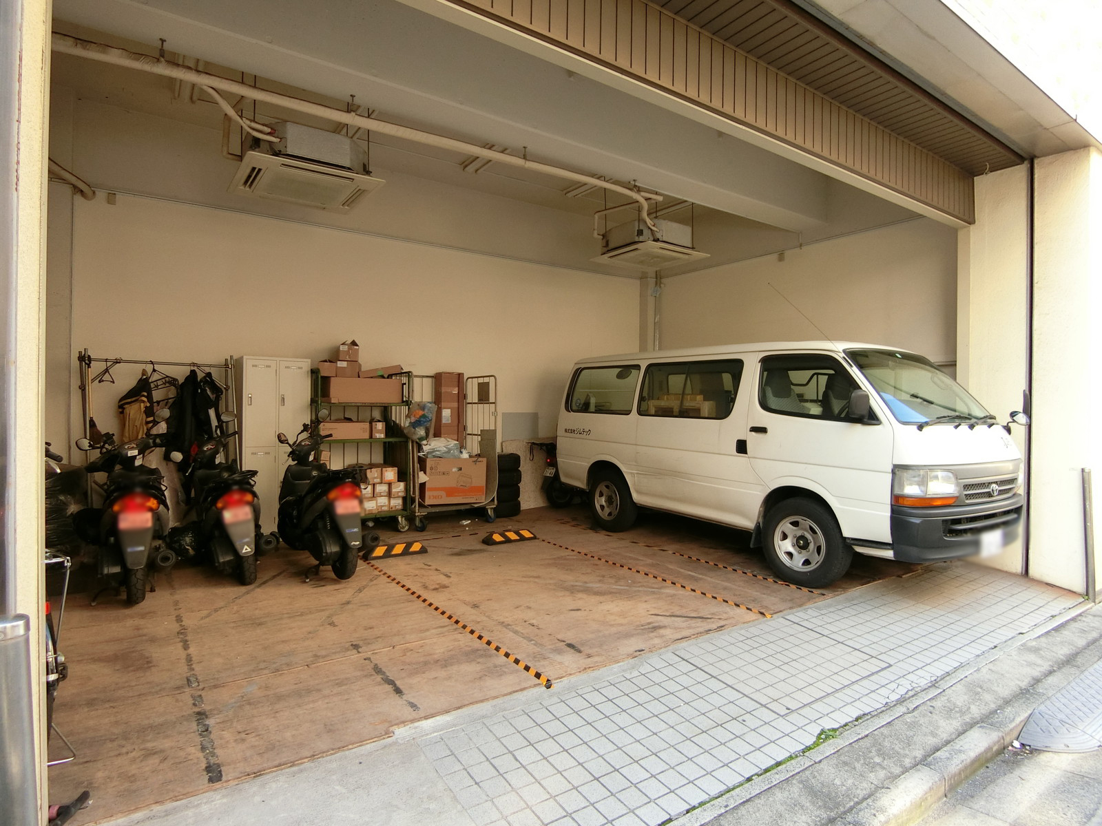 駐車場