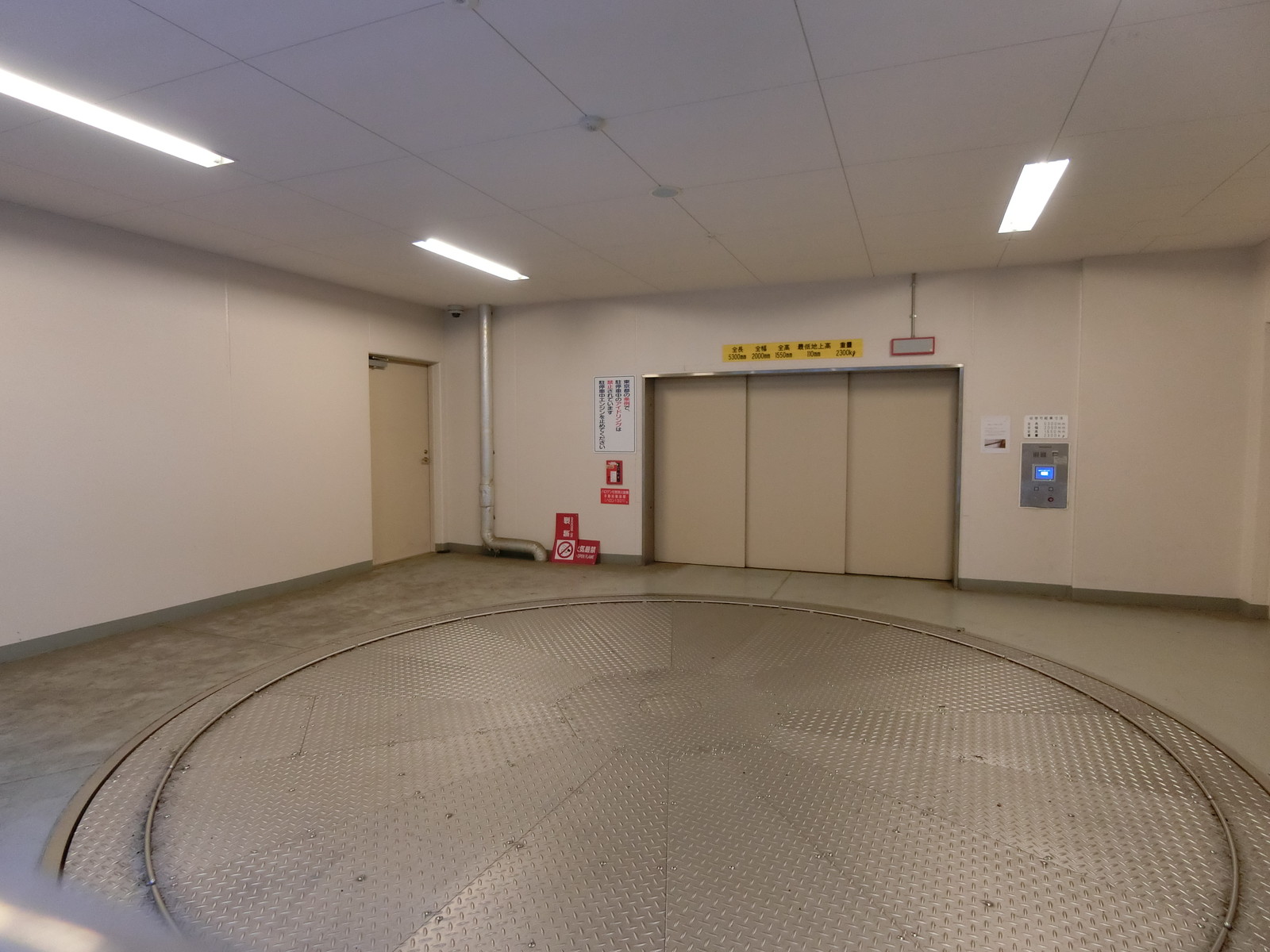 駐車場
