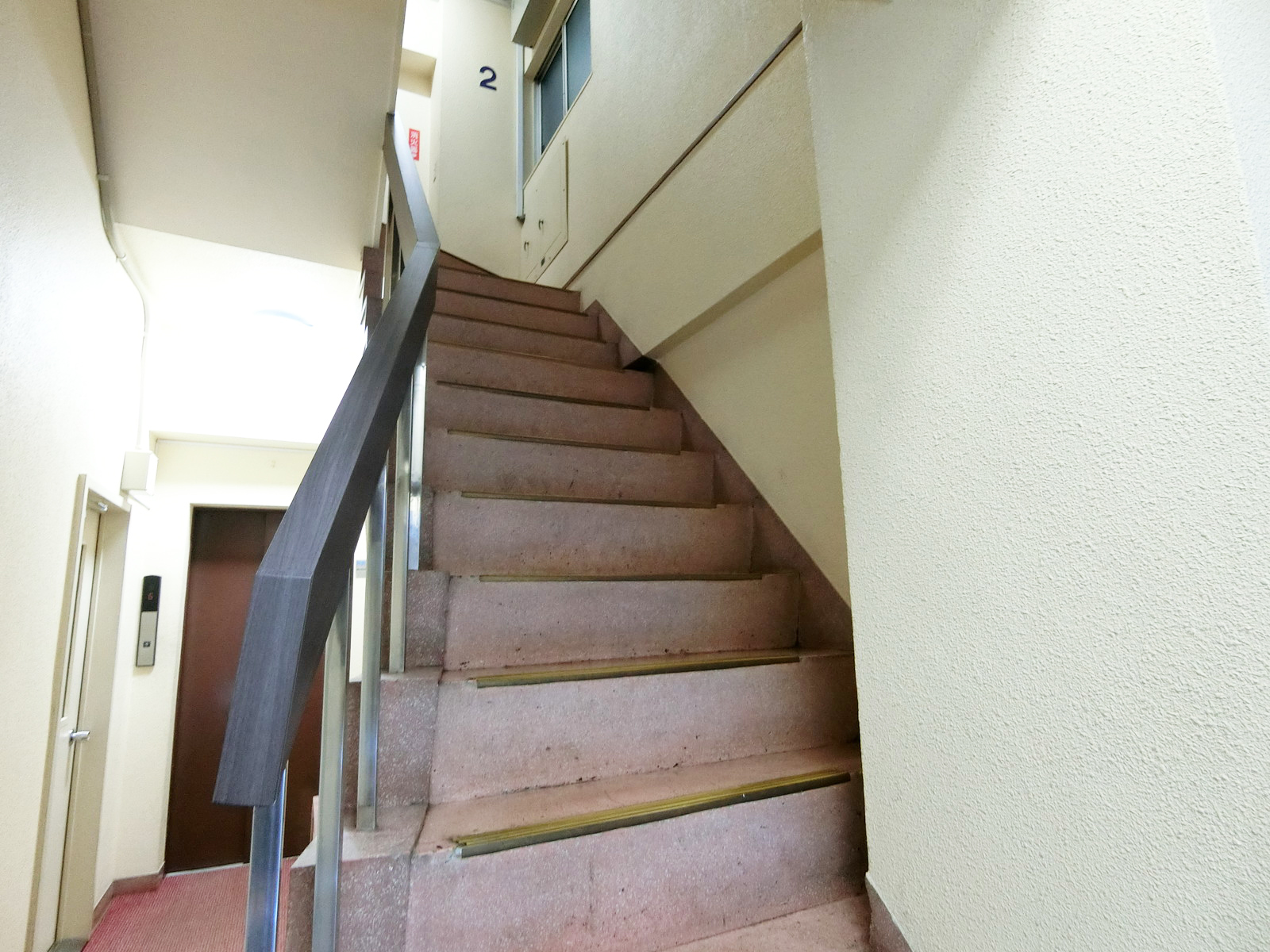 内階段