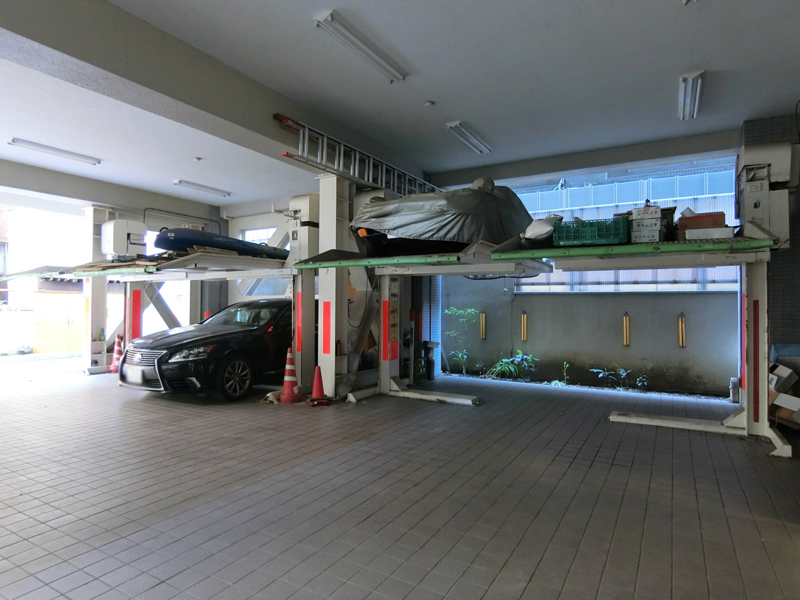 駐車場