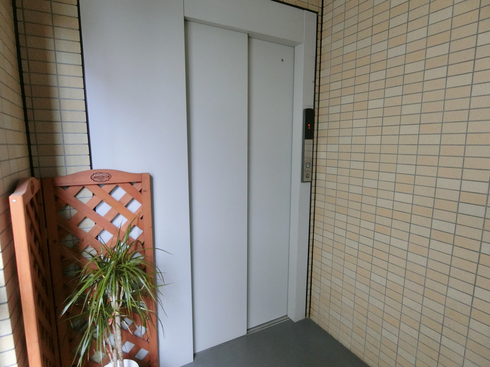 エレベーター