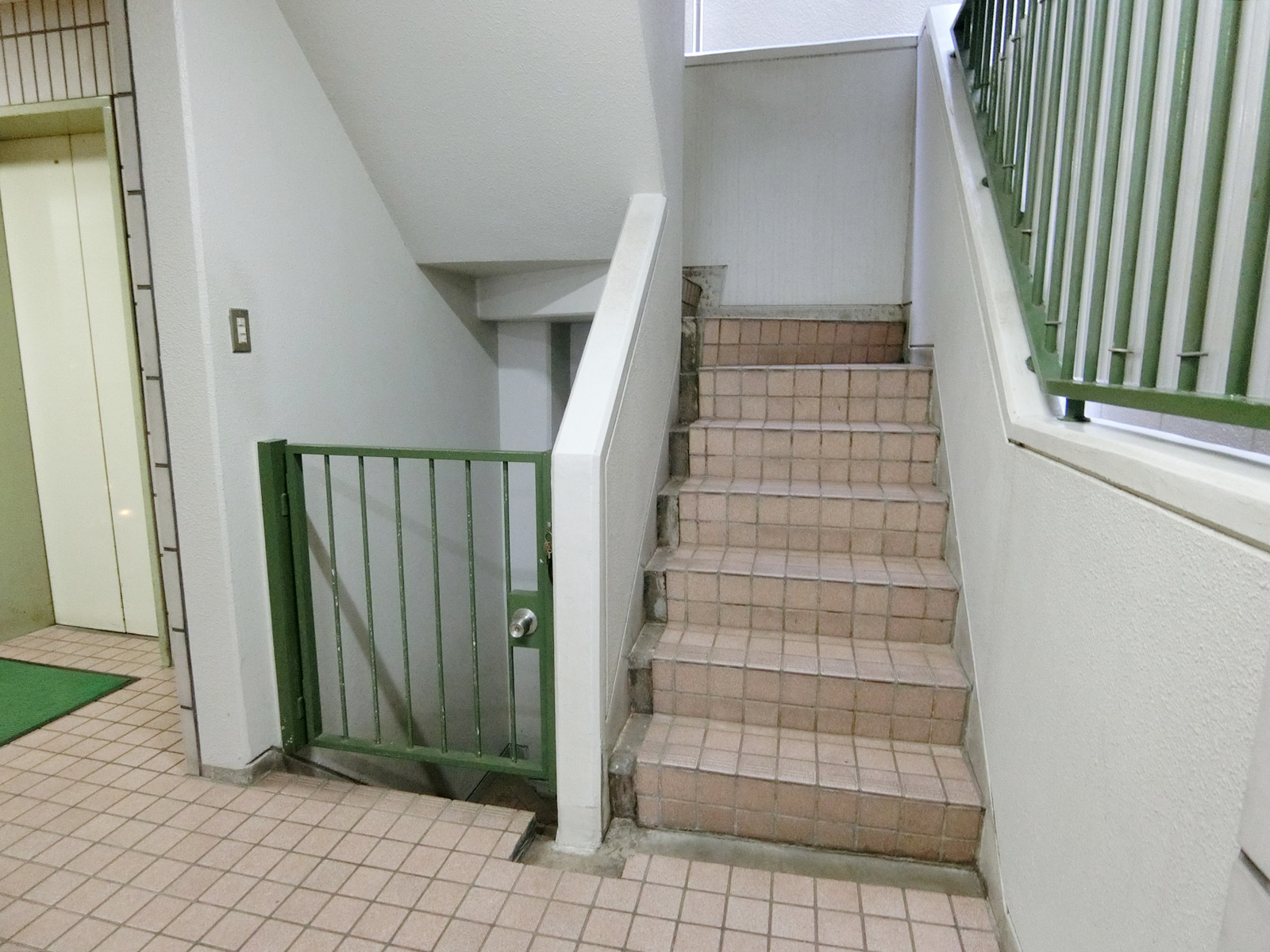 内階段