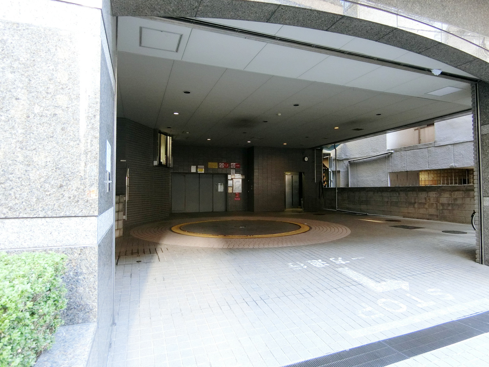 機械式駐車場併設