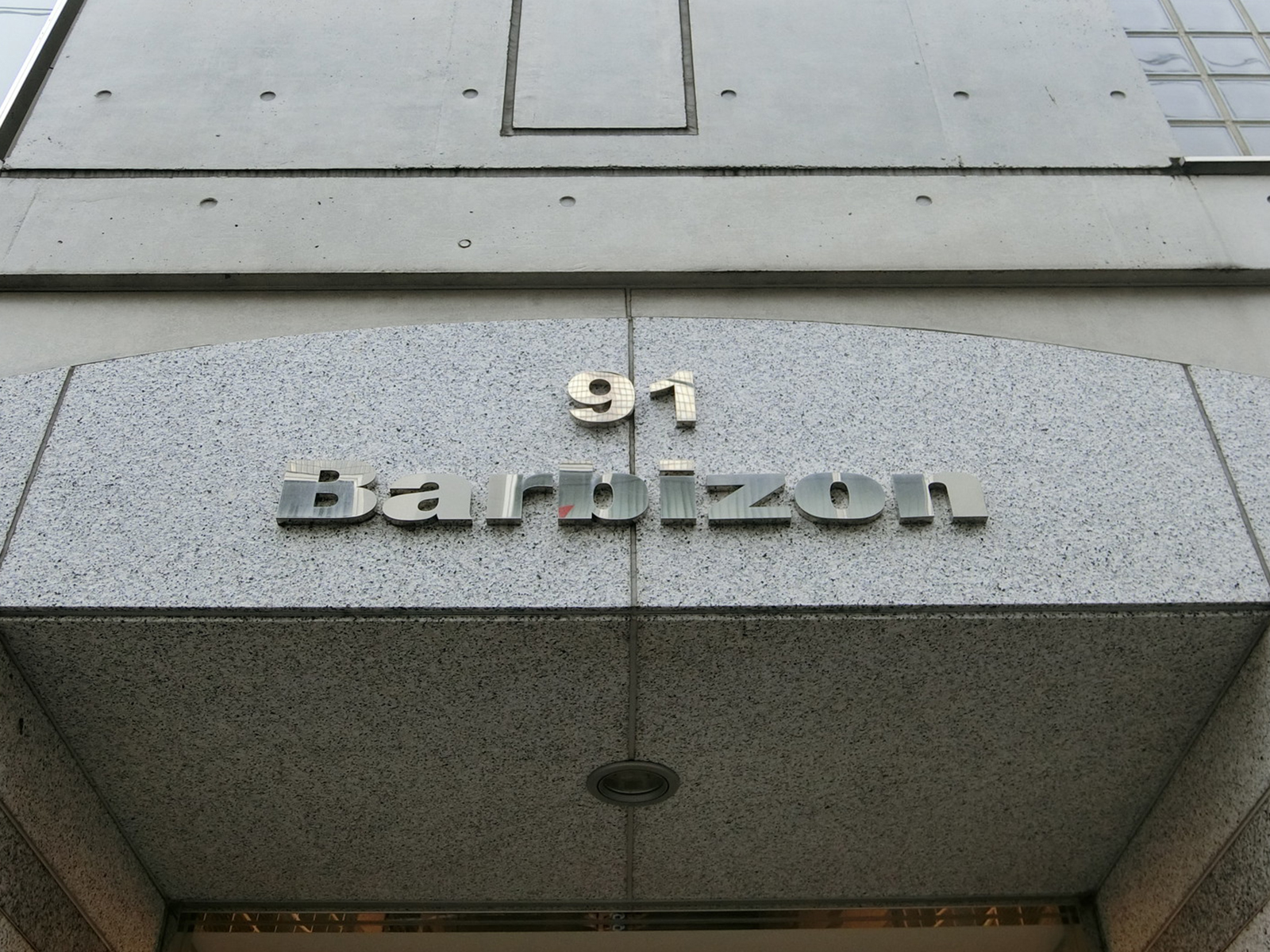 ネームプレート：Barbizon91