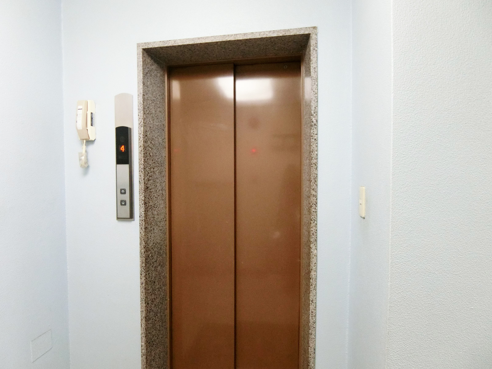 エレベーター