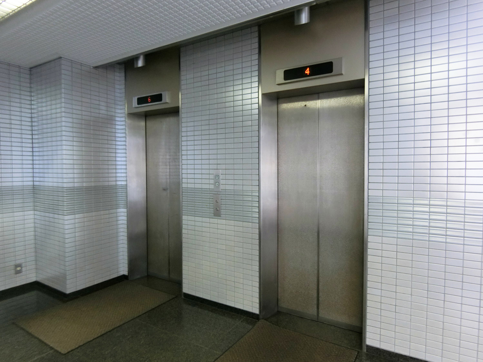 エレベーター