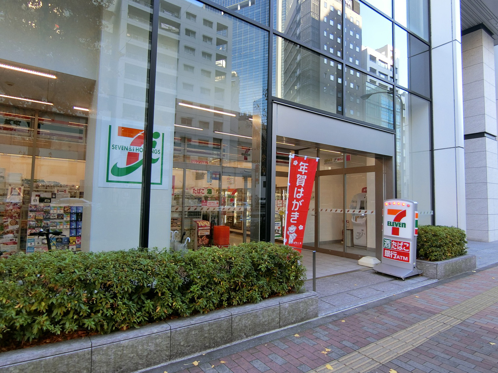 1階のセブンイレブン