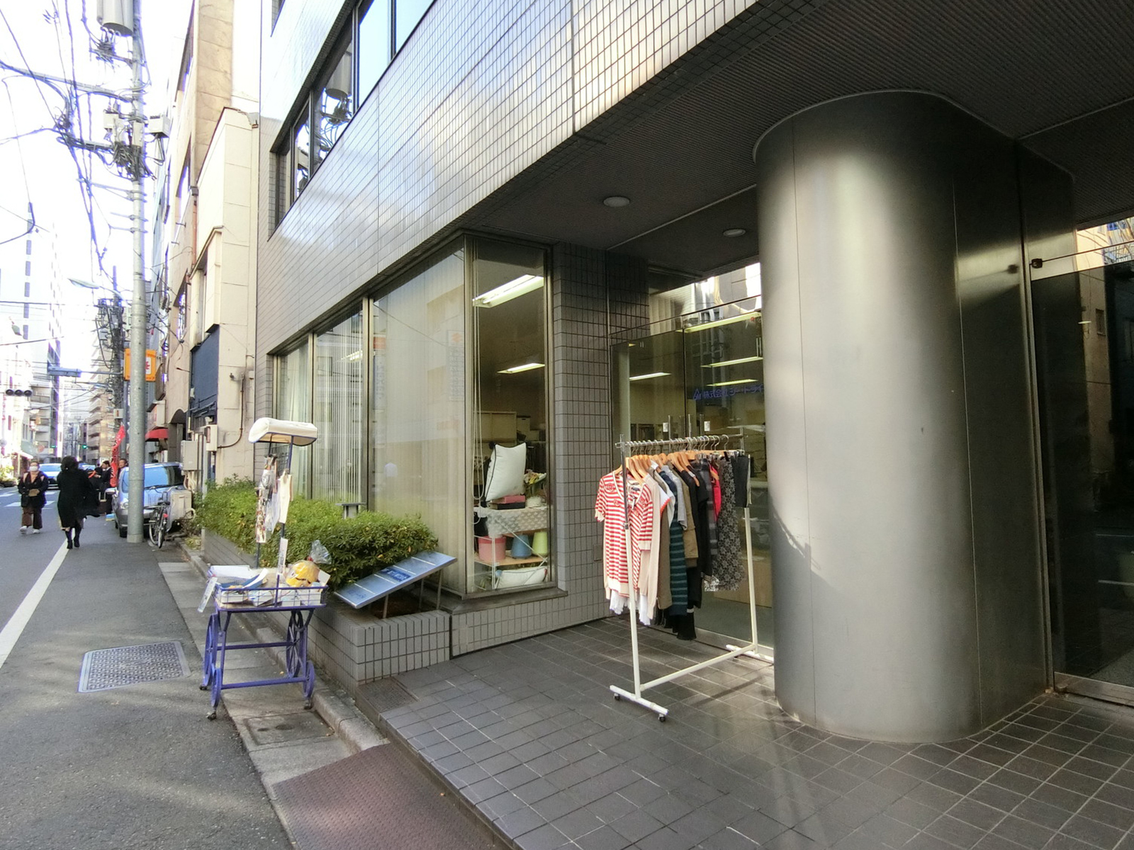 1階テナントの様子