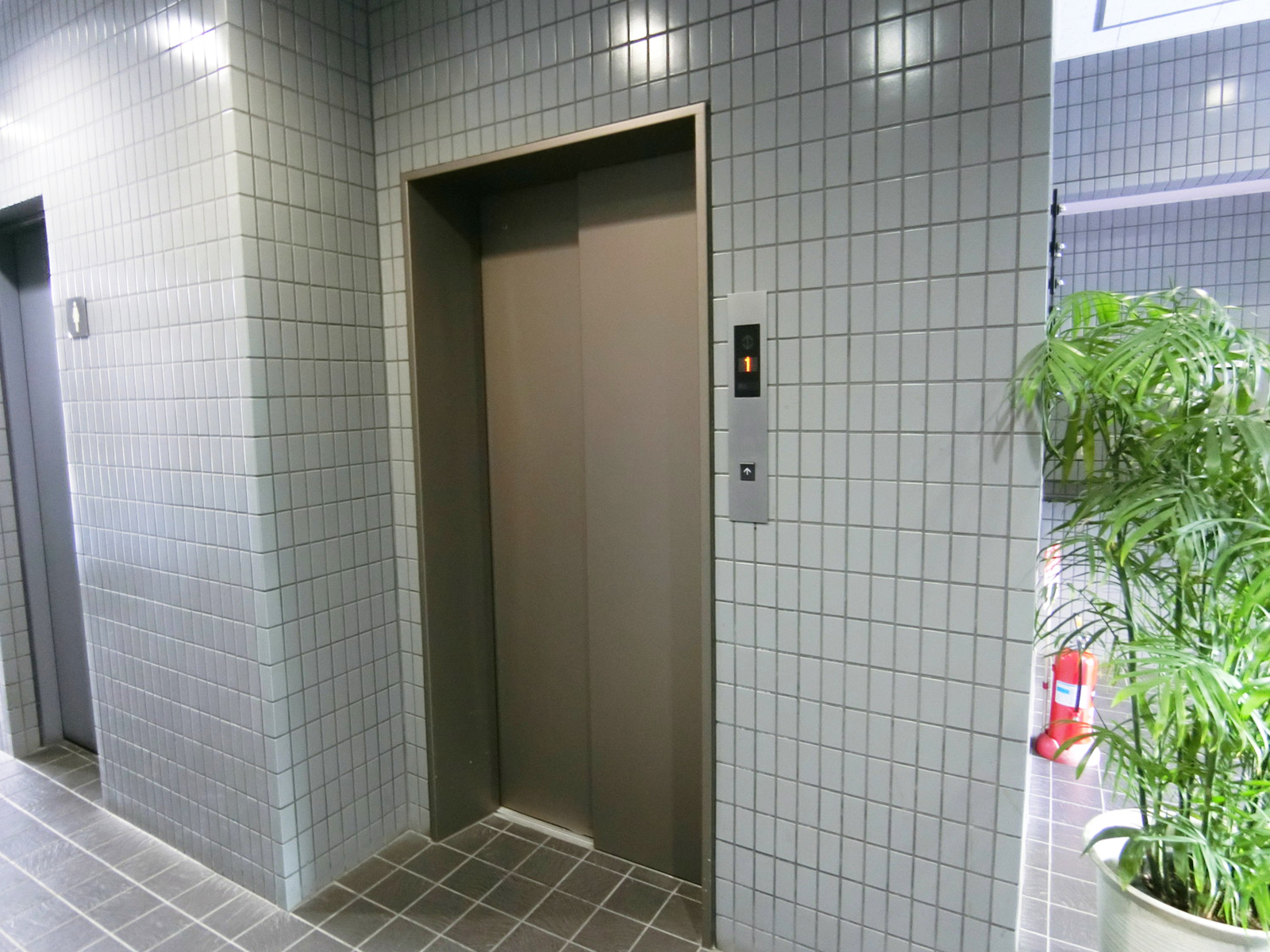 エレベーター