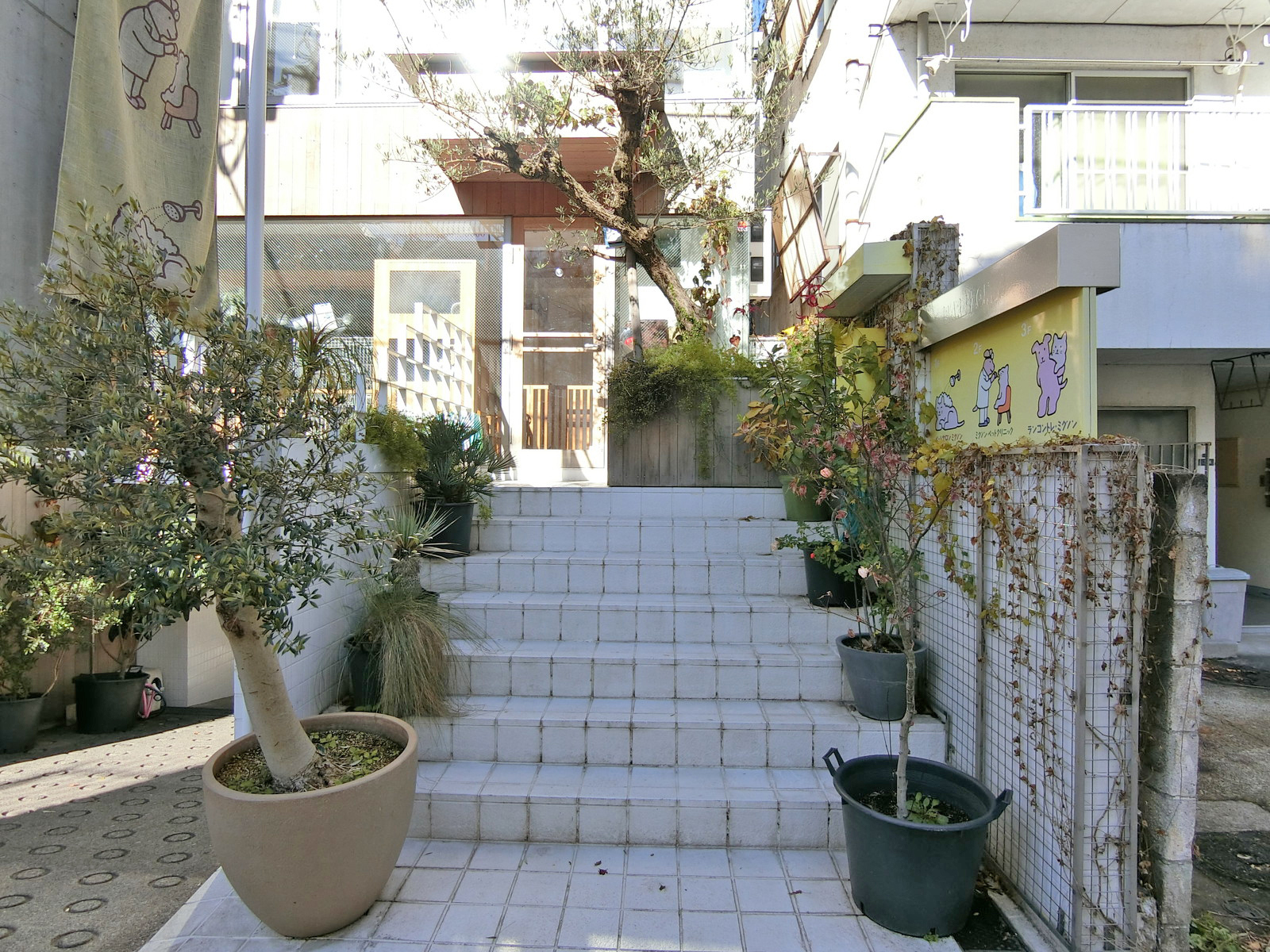 物件出入口