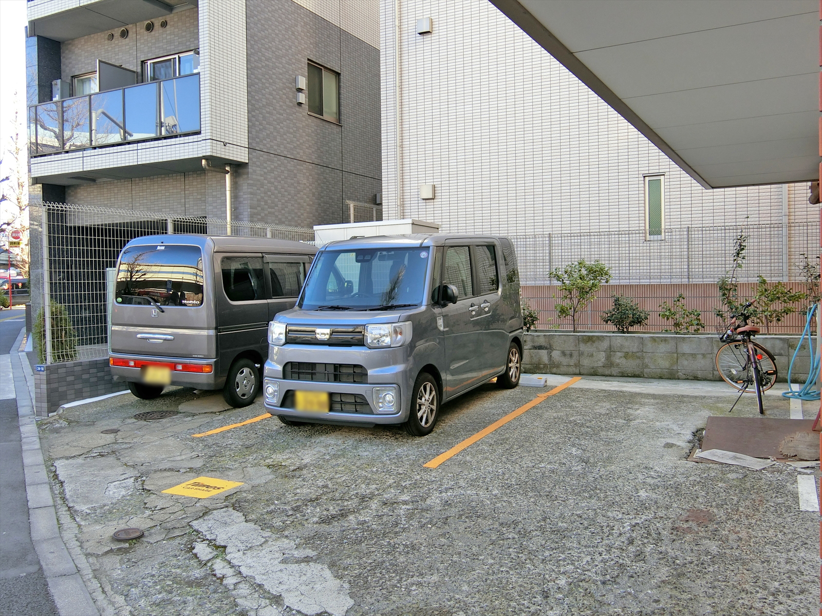 駐車場併設