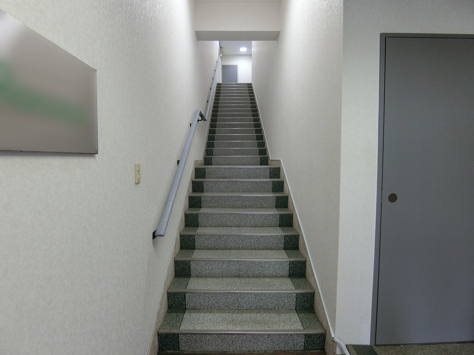 内階段