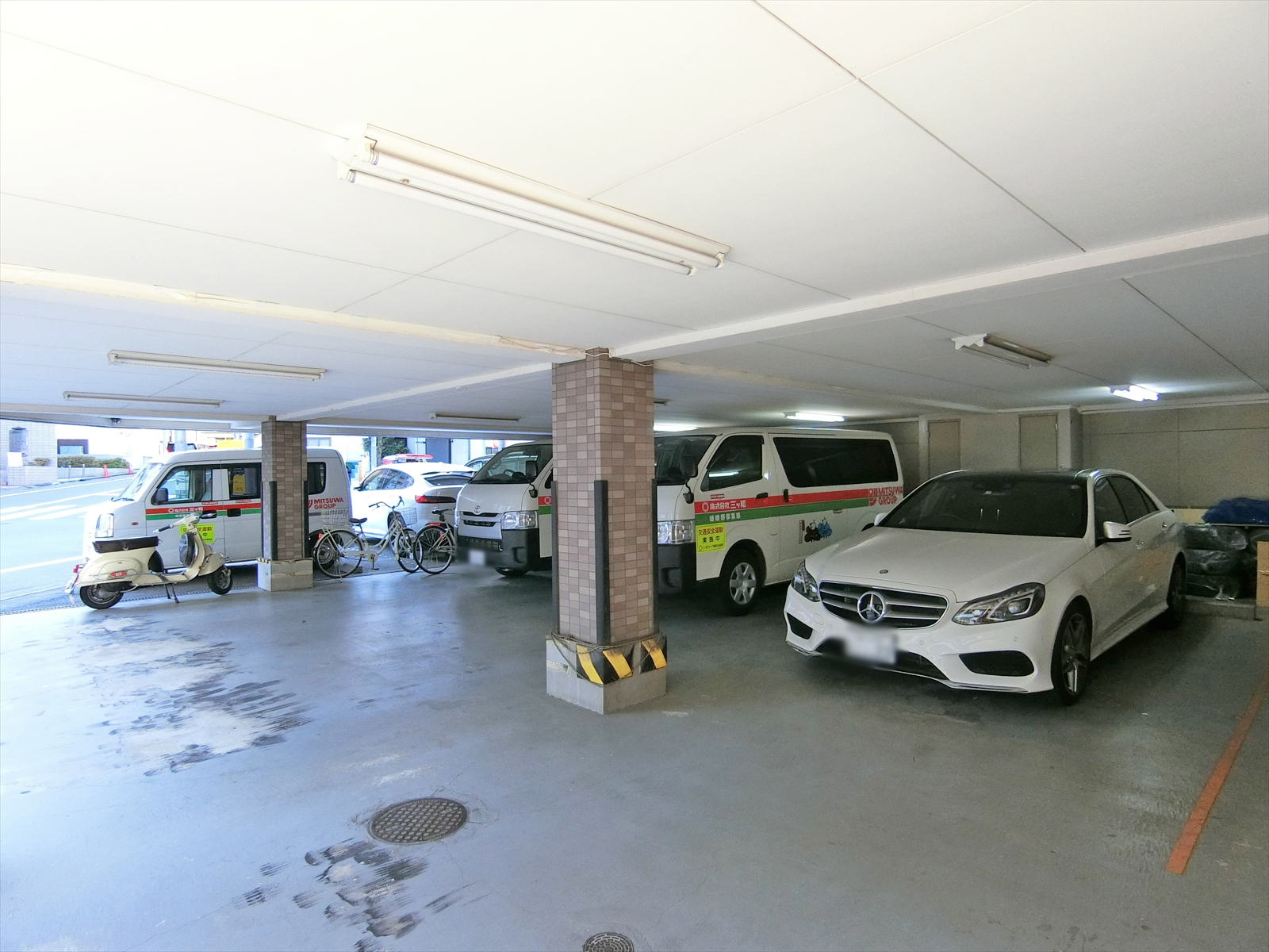 駐車場併設