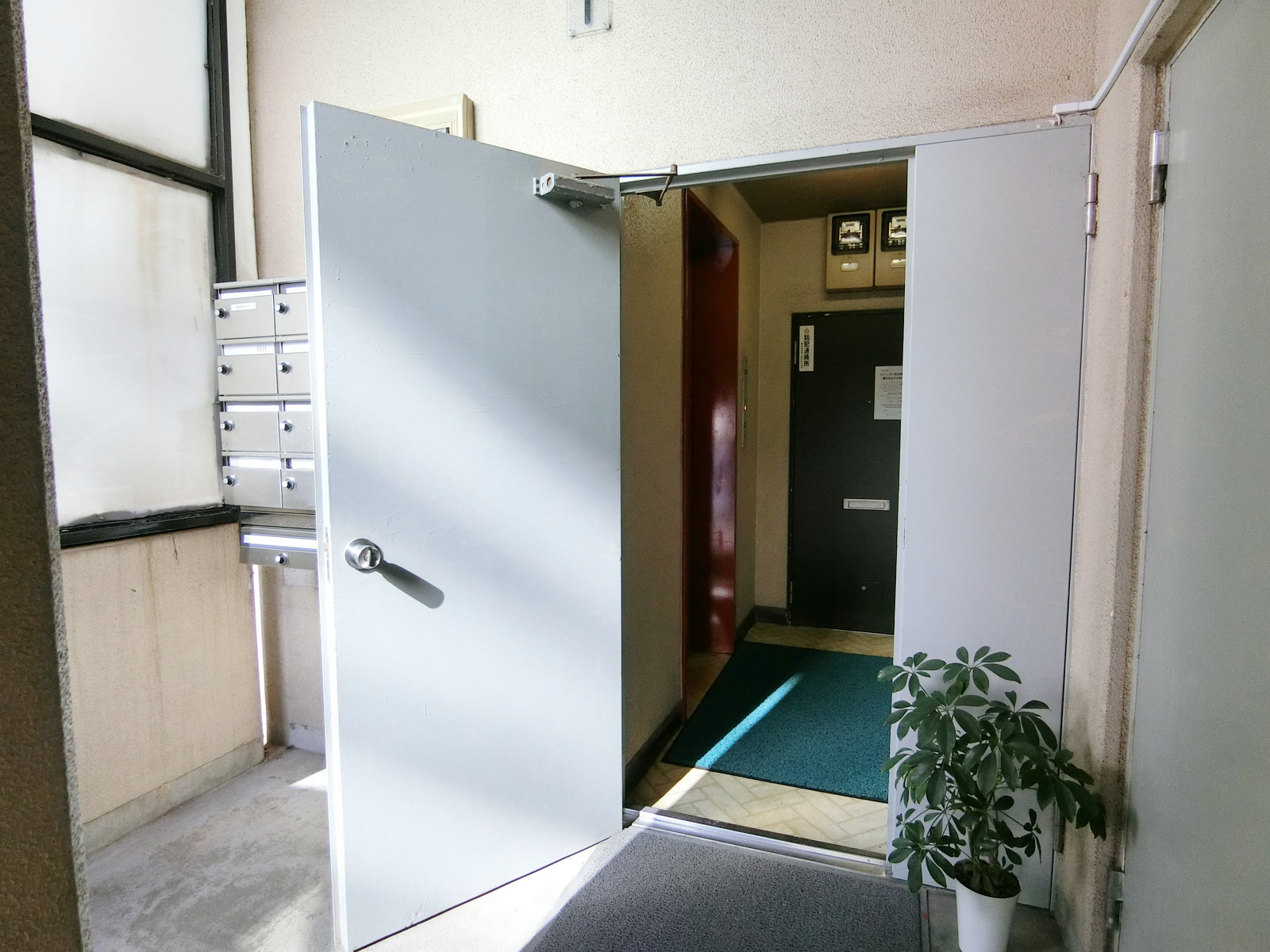 エントランス