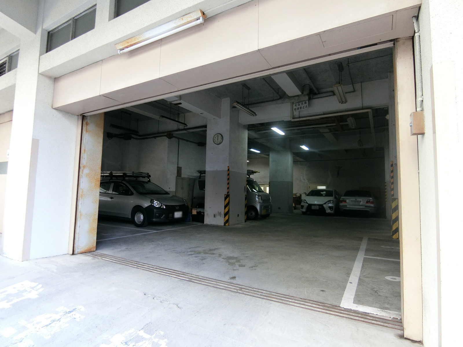 駐車場併設