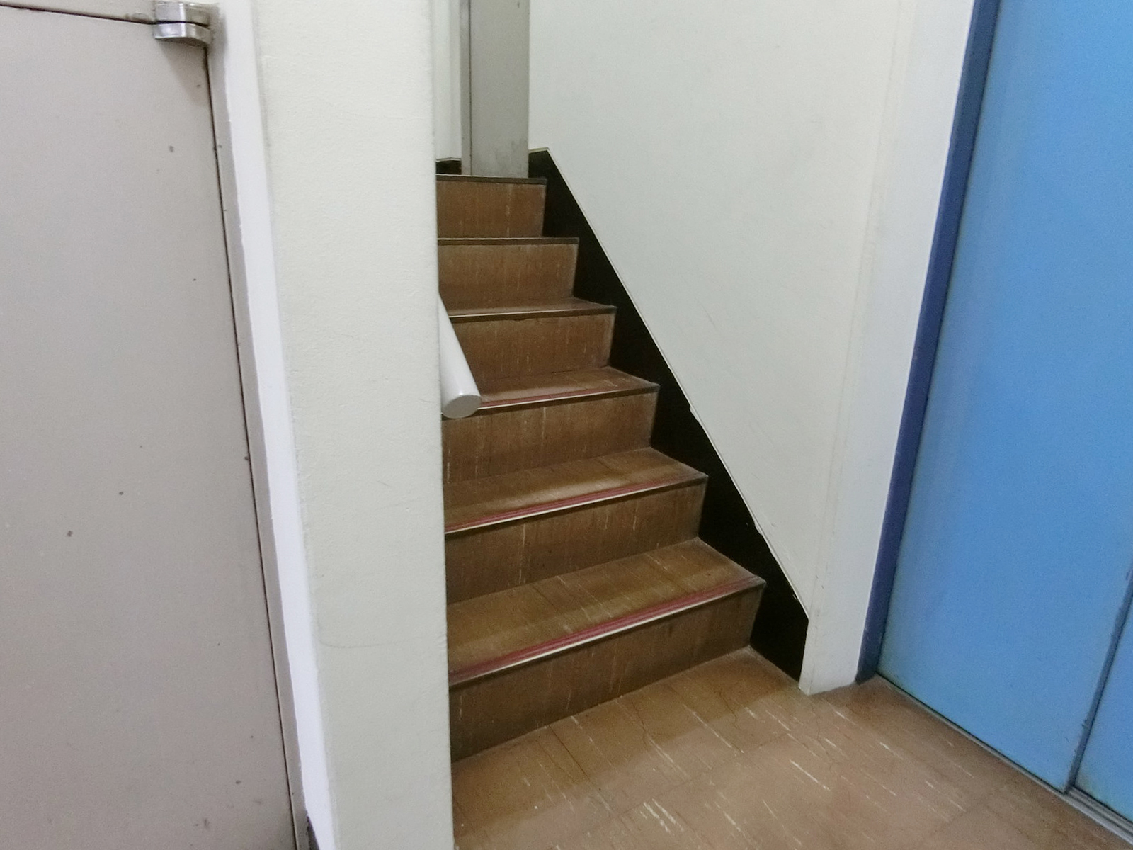 内階段