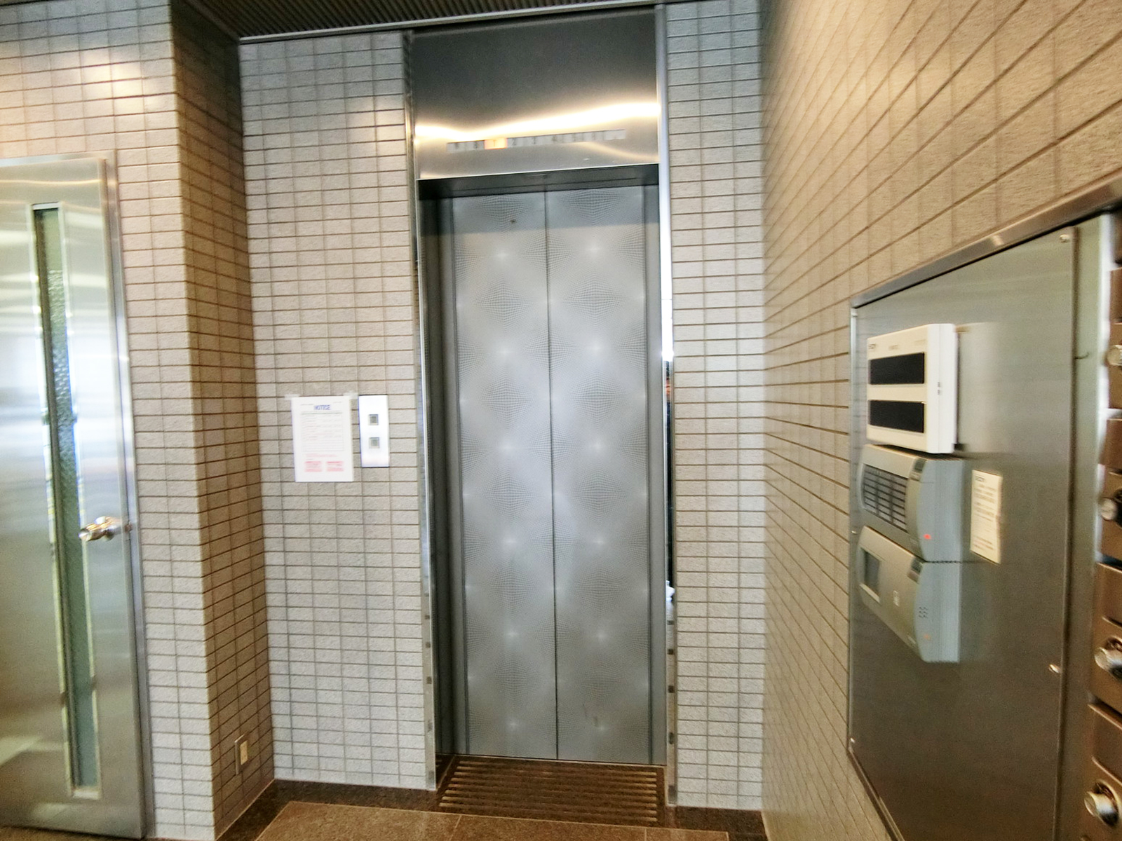 エレベーター