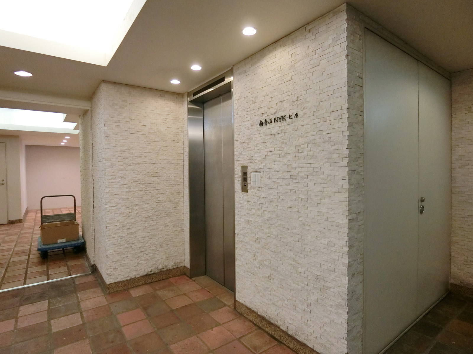 エレベーター