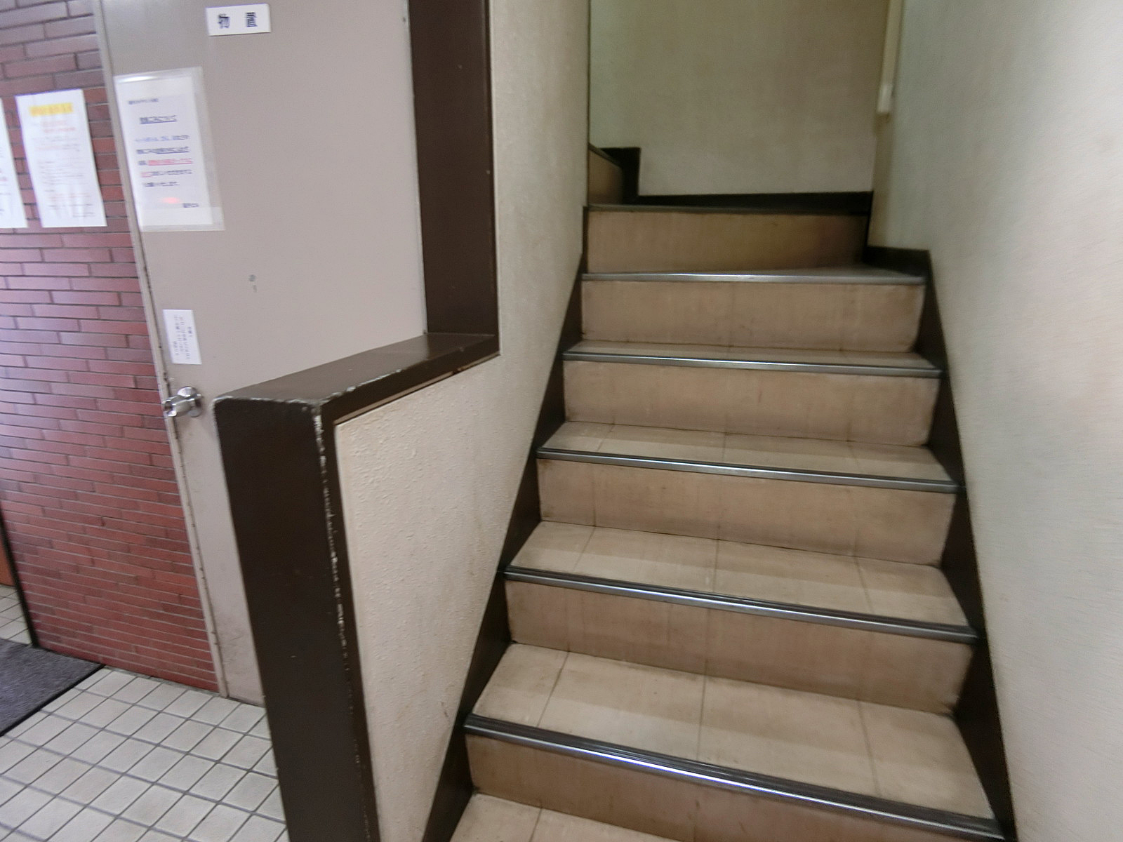 内階段