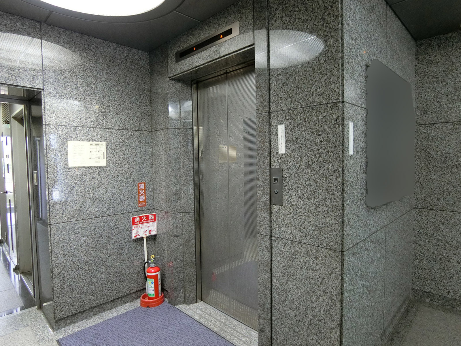 エレベーター