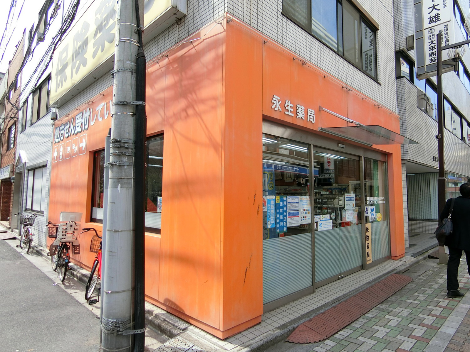 1階テナントの様子