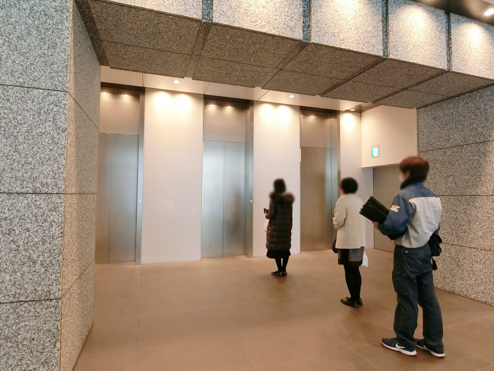 エレベーターホール