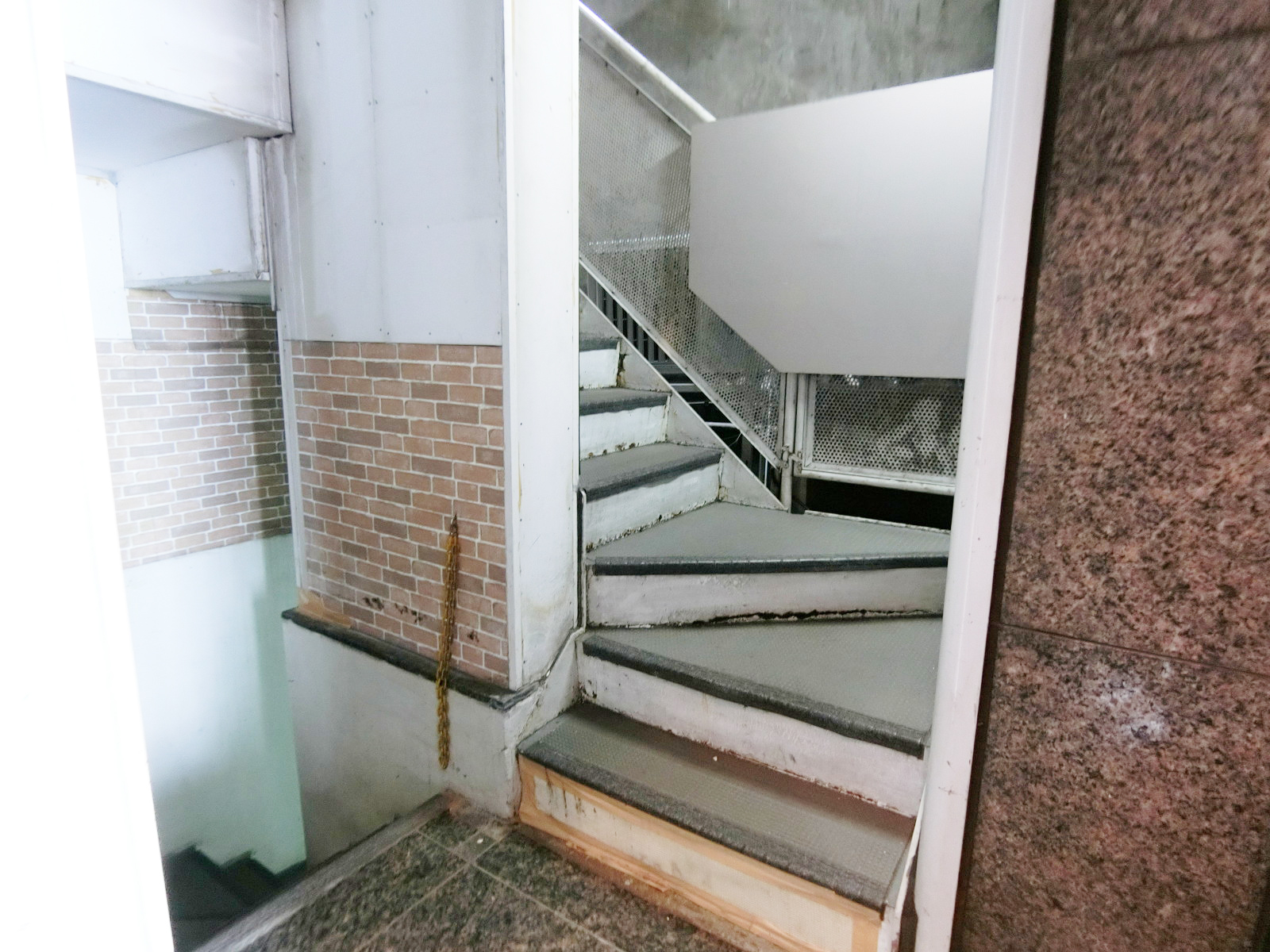 内階段