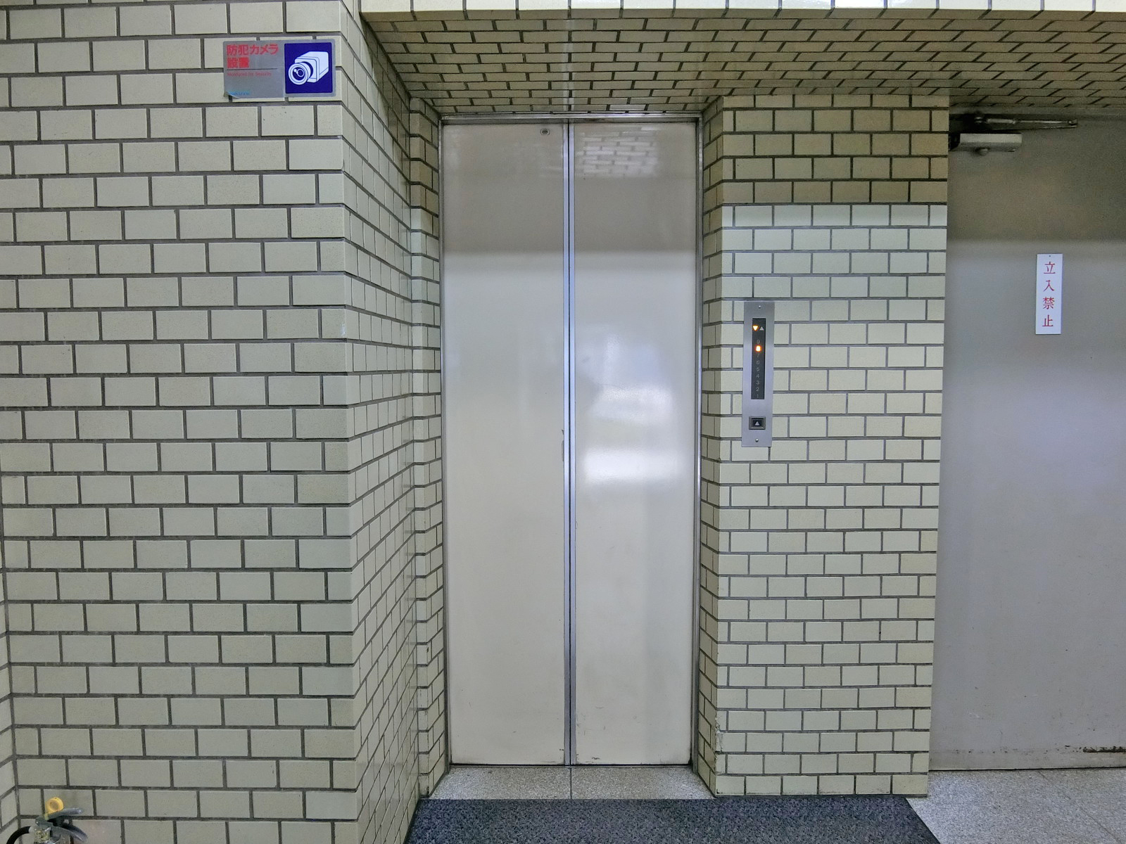 エレベーター