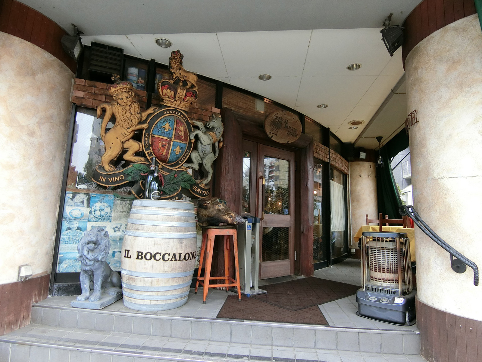 1階の飲食店