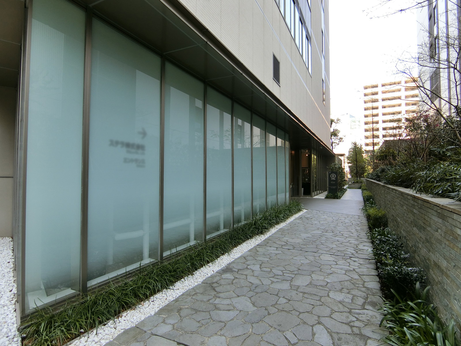 エントランスアプローチ