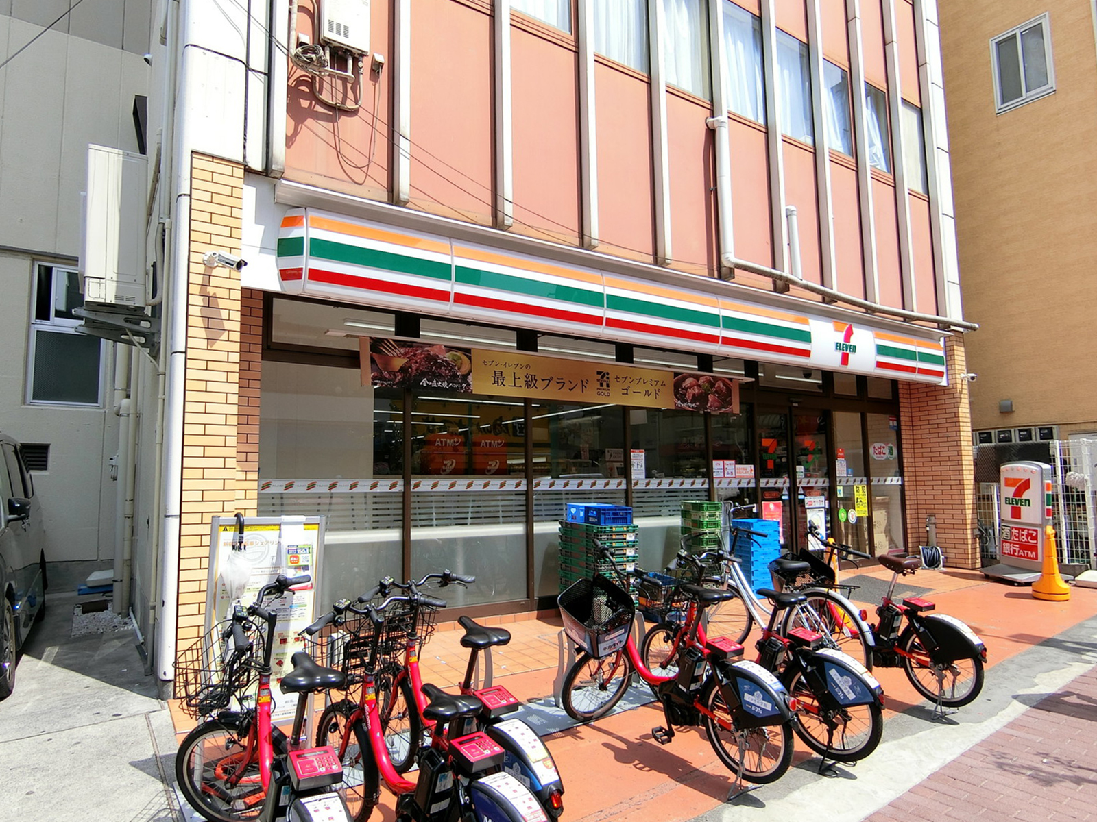 1階のセブンイレブン