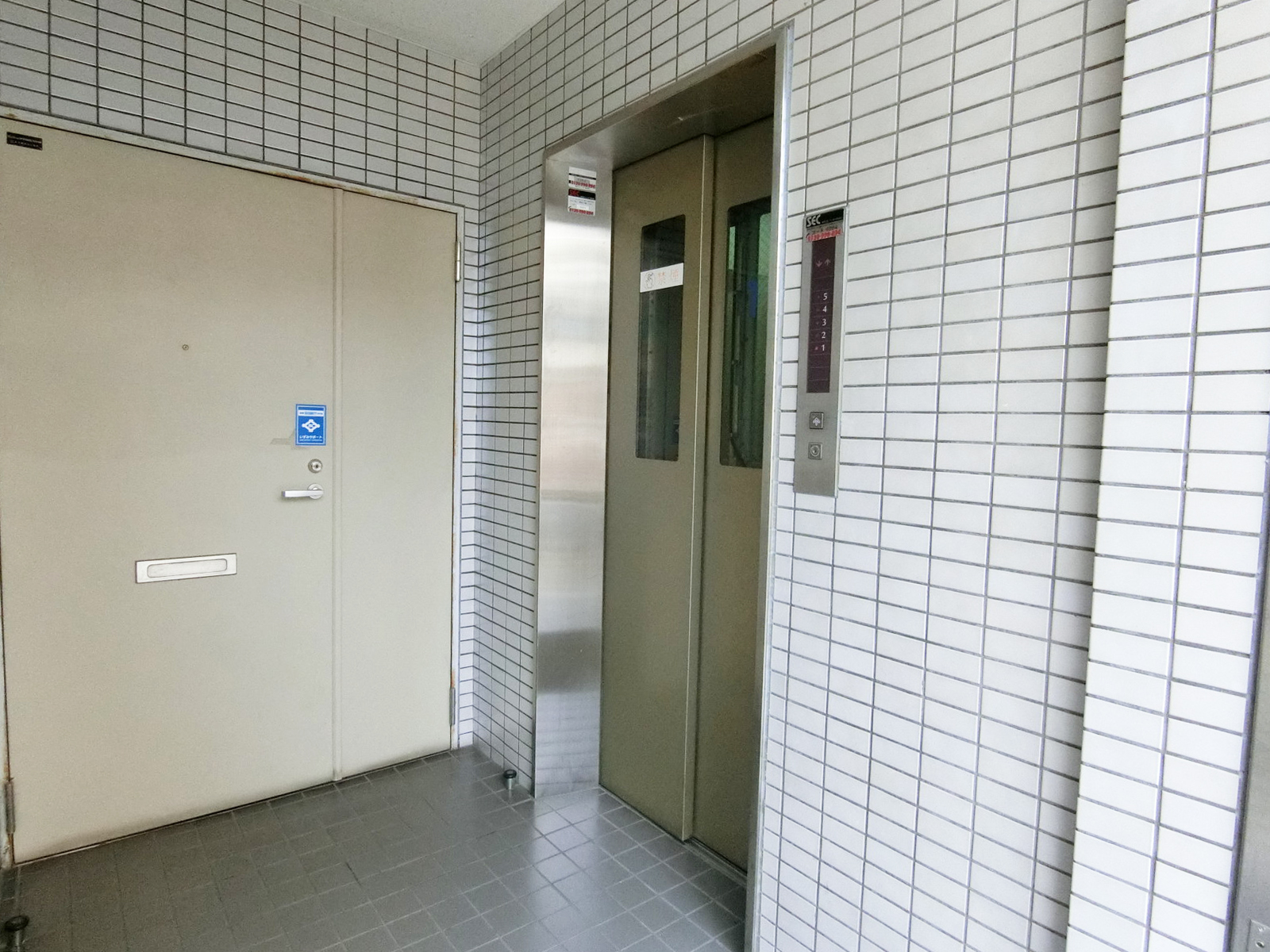 エレベーター