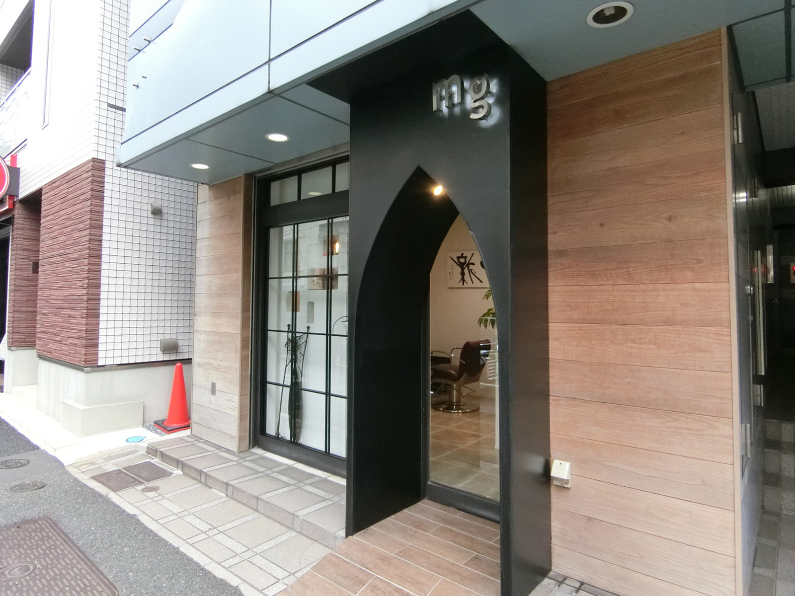 1階テナントの様子