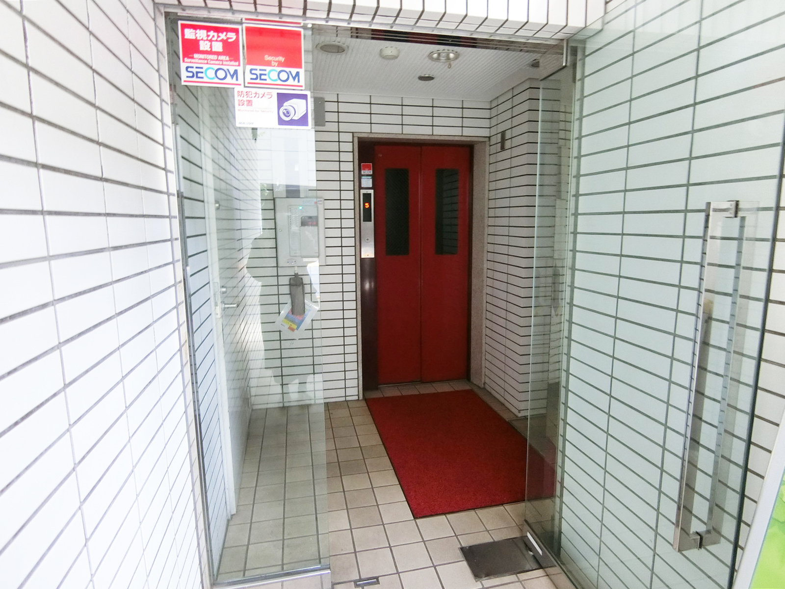 エントランス